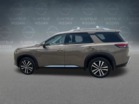 Used 2024 Nissan Pathfinder Platinum w/ Cargo Package FWD image 36