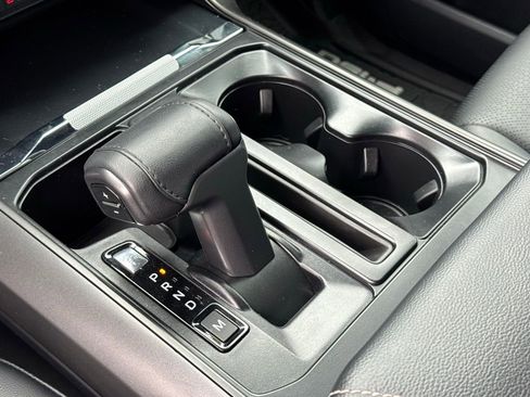 Used 2025 Ford F150 Lariat w/ Equipment Group 502A High image 35