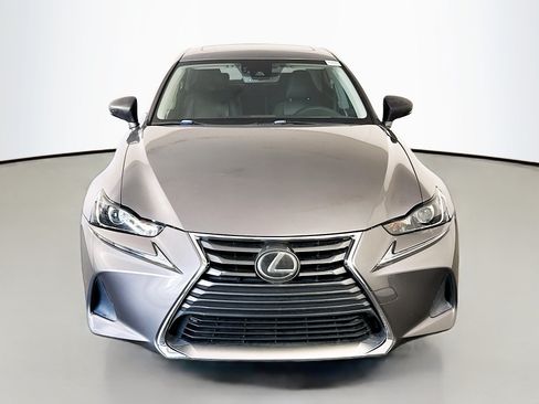Used 2018 Lexus IS 300 w/ Comfort Package RWD image 2