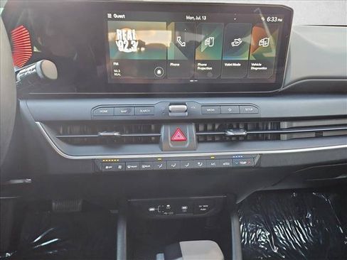 Used 2025 Kia K4 FWD image 15
