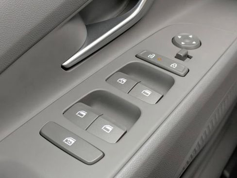 Certified 2025 Hyundai Elantra Sport FWD image 20