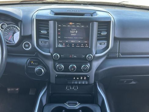 Used 2021 RAM 1500 Big Horn RWD image 16