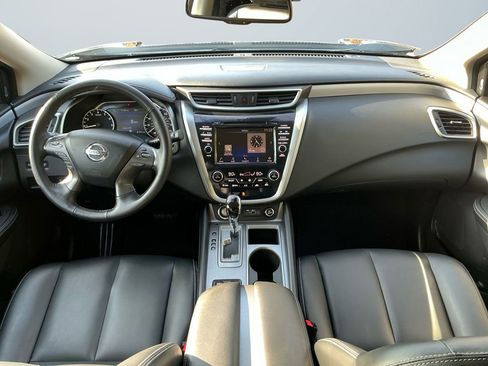 Used 2022 Nissan Murano SV w/ SV Midnight Edition Package image 12