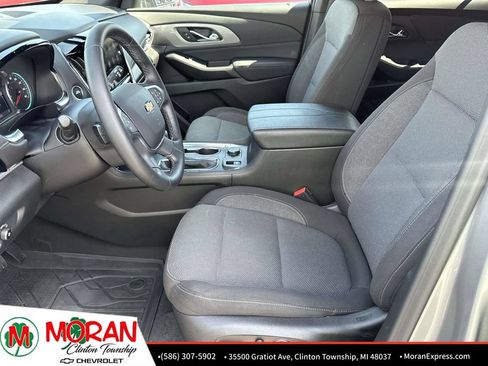 Certified 2024 Chevrolet Traverse LT w/ LPO, Floor Liner Package AWD/4WD image 17