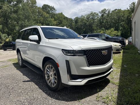 Used 2021 Cadillac Escalade Premium Luxury w/ Performance Package RWD image 4