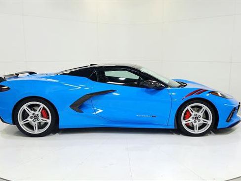 Used 2023 Chevrolet Corvette Stingray Preferred Conv w/ Z51 Performance Package image 9
