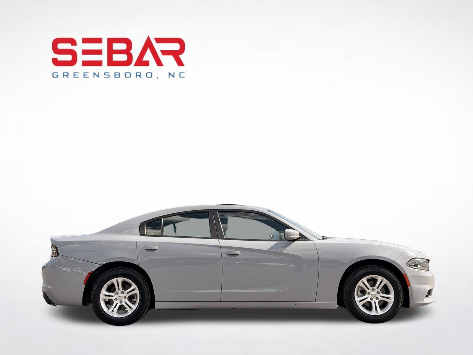 Used 2022 Dodge Charger SXT w/ Leather Interior Group RWD image 9