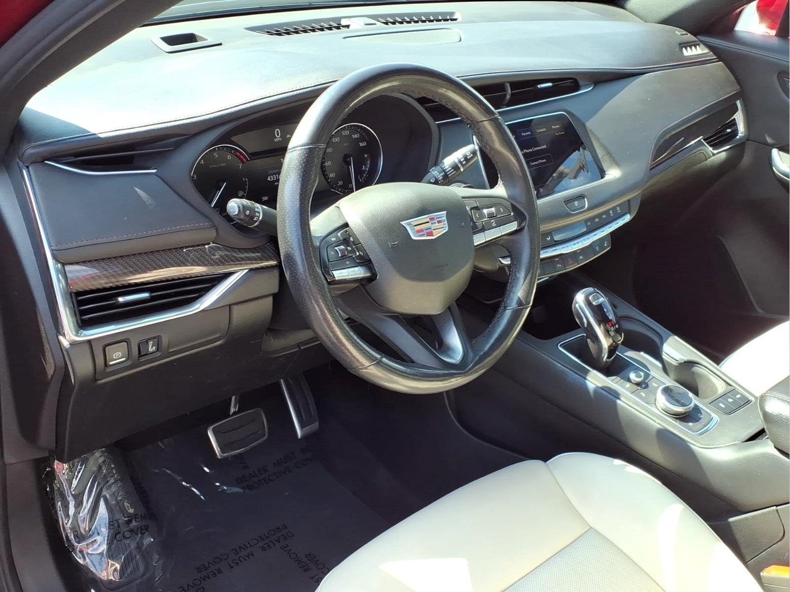 Used 2023 Cadillac XT4 Sport AWD/4WD image 18