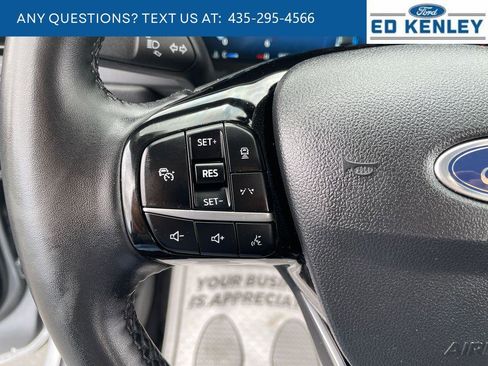 Used 2024 Ford Escape Platinum AWD/4WD image 21