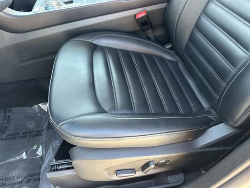 Used 2023 Ford Edge SEL w/ Convenience Package image 20