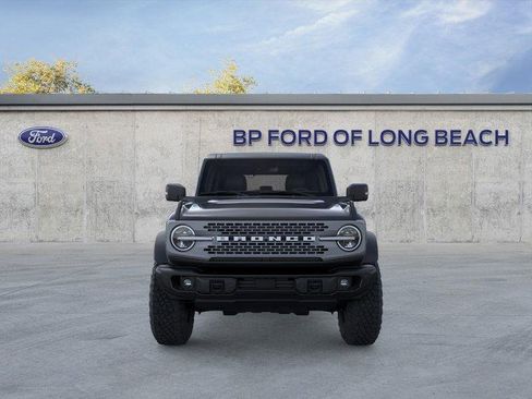 New 2025 Ford Bronco Badlands image 6