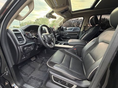 Used 2020 RAM 1500 Laramie AWD/4WD image 10
