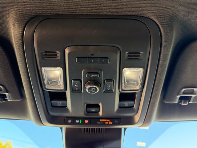 Used 2023 GMC Yukon AT4 w/ AT4 Premium Plus Package AWD/4WD image 59