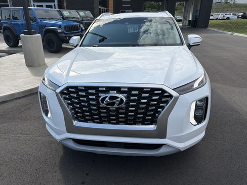 Used 2022 Hyundai Palisade Limited w/ Cargo Package FWD image 4
