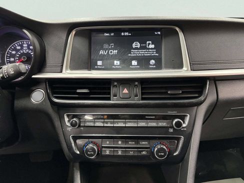 Used 2019 Kia Optima S w/ S Panoramic Sunroof Package image 23