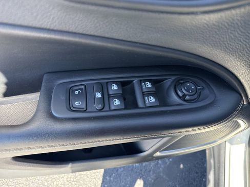 Used 2021 Jeep Compass Latitude image 5