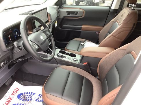 New 2025 Ford Bronco Sport Outer Banks w/ Outer Banks Tech Package+ image 11