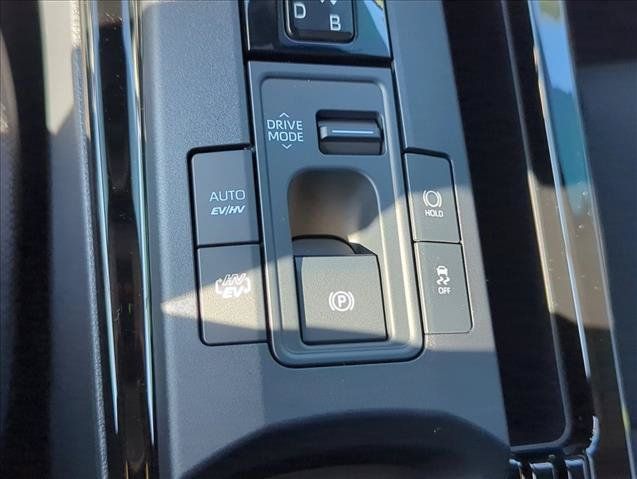 New 2026 Toyota Prius Plug-In Hybrid FWD image 22