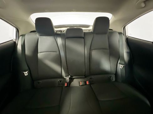 Used 2024 Toyota Corolla LE FWD image 31