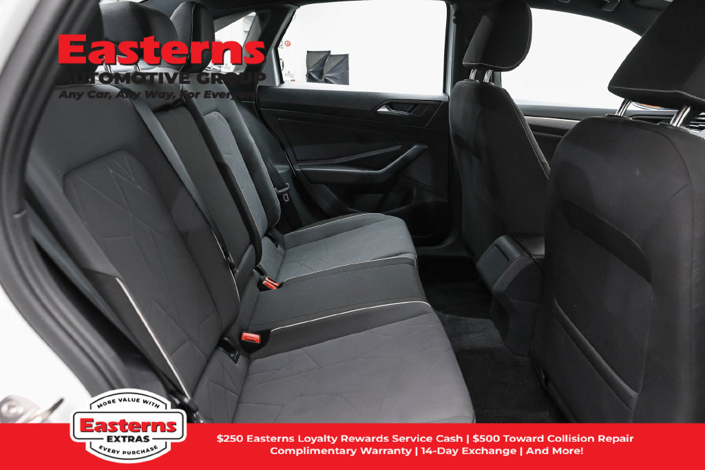 Used 2025 Volkswagen Jetta Sport FWD image 23