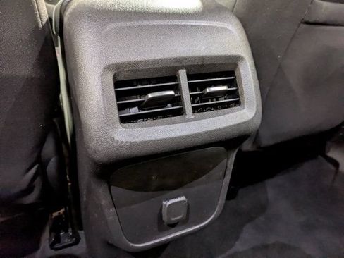 Used 2018 Chevrolet Equinox LS FWD image 14