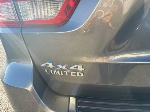 Used 2013 Jeep Grand Cherokee Limited image 8