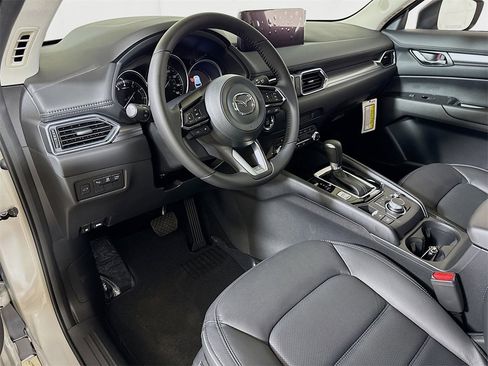 New 2025 MAZDA CX-5 AWD 2.5 S w/ Preferred Package image 5