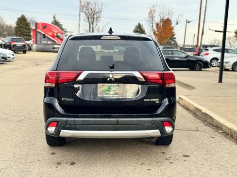 Used 2017 Mitsubishi Outlander SE image 4
