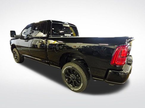 New 2026 RAM 2500 Laramie AWD/4WD image 5