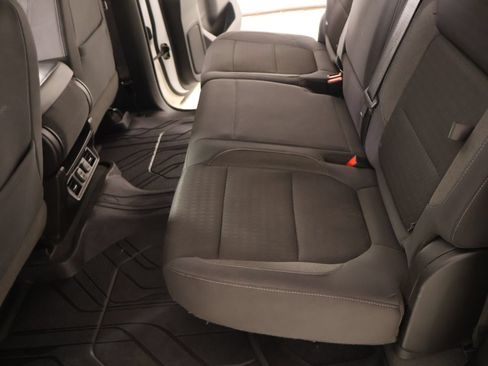 Used 2019 Chevrolet Silverado 1500 LT Trail Boss w/ Convenience Package AWD/4WD image 12