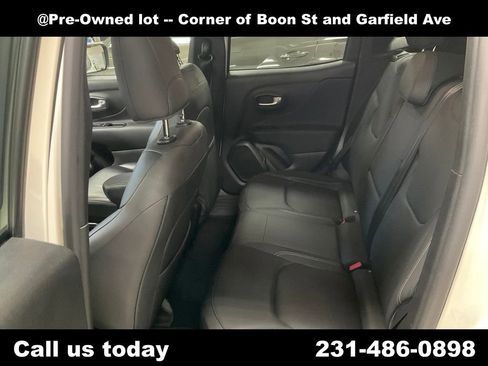 Used 2020 Jeep Renegade Limited image 25