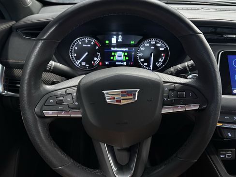 Used 2021 Cadillac XT4 Sport AWD/4WD image 18