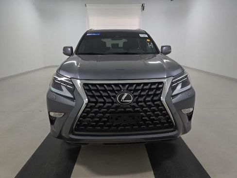 Used 2023 Lexus GX 460 Premium w/ Premium Package image 2