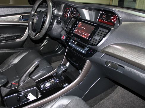 Used 2016 Honda Accord EX-L image 28
