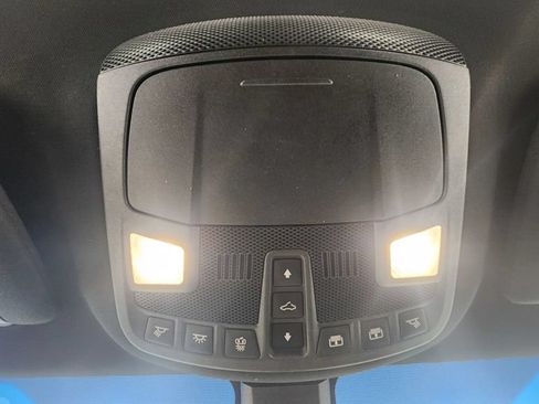 Used 2017 Lincoln MKX Reserve w/ Driver Assistance Package AWD/4WD image 30
