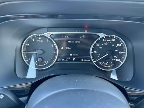 Used 2023 Nissan Pathfinder SL AWD/4WD image 19