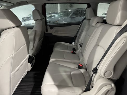 New 2026 Honda Odyssey EX-L image 7
