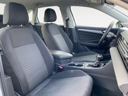 Used 2025 Volkswagen Jetta S FWD image 17