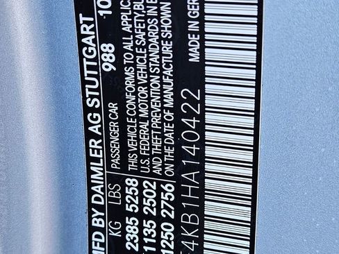 Used 2017 Mercedes-Benz E 300 4MATIC image 31