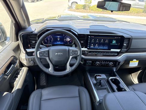 New 2026 Chevrolet Silverado 1500 LT Trail Boss w/ LT Trail Boss Premium Package AWD/4WD image 13