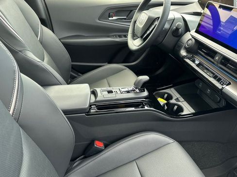 New 2026 Toyota Prius XLE FWD image 16