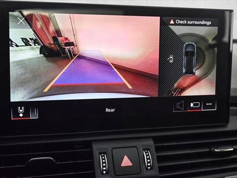 Certified 2025 Audi Q5 e Premium Plus w/ Premium Plus Package image 14