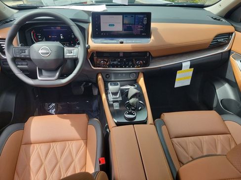 New 2026 Nissan Rogue Platinum w/ Platinum Premium Package AWD/4WD image 6