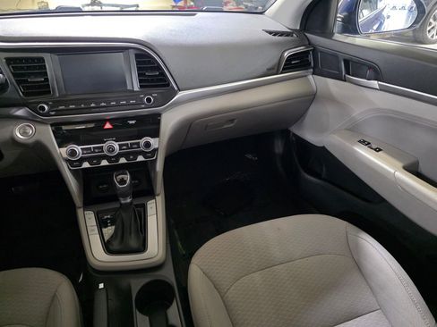 Used 2020 Hyundai Elantra Value Edition FWD image 17