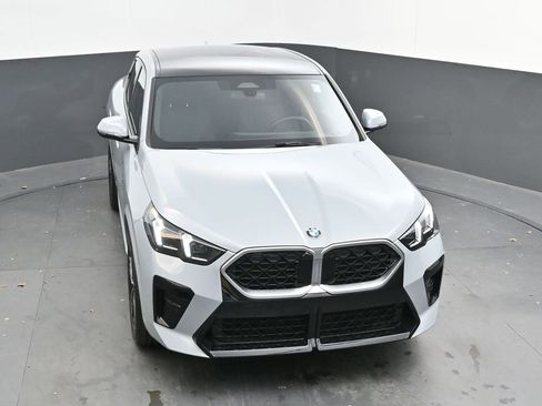 Certified 2024 BMW X2 xDrive28i w/ M Sport Package image 43