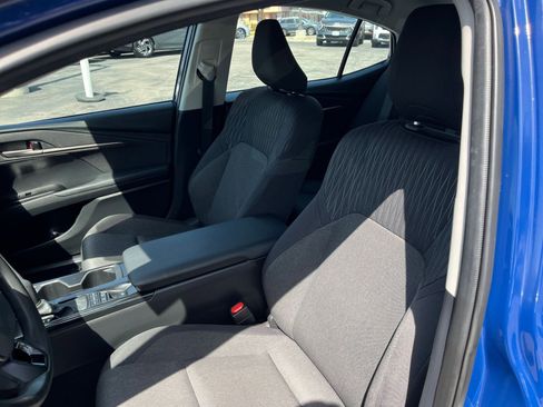 Used 2025 Toyota Camry LE FWD image 36
