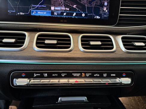 Used 2020 Mercedes-Benz GLS 580 4MATIC image 18