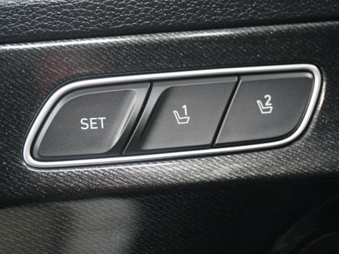 Used 2021 Hyundai Palisade Limited AWD/4WD image 17