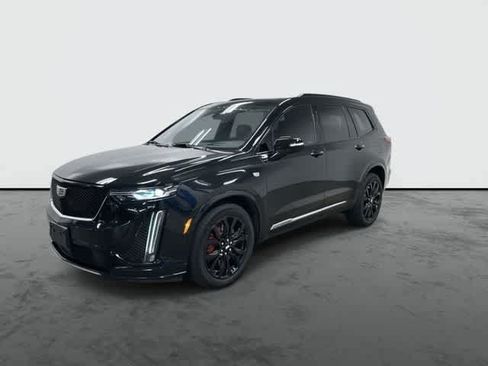 Used 2023 Cadillac XT6 Sport w/ Technology Package AWD/4WD image 8
