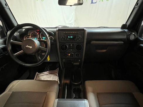 Used 2010 Jeep Wrangler Unlimited Sport RWD image 14
